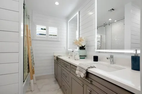 911 SW 27th Terrace Boynton Beach FL 33435