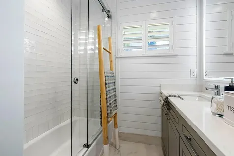 911 SW 27th Terrace Boynton Beach FL 33435