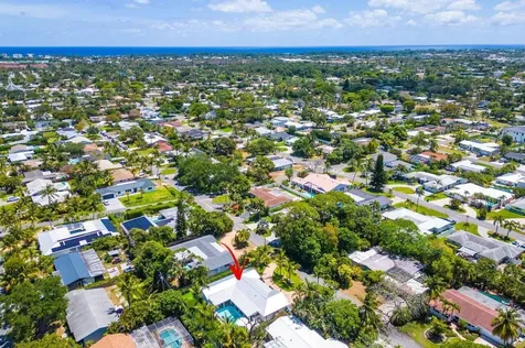 911 SW 27th Terrace Boynton Beach FL 33435