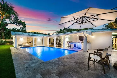 911 SW 27th Terrace Boynton Beach FL 33435