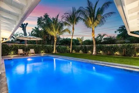 911 SW 27th Terrace Boynton Beach FL 33435