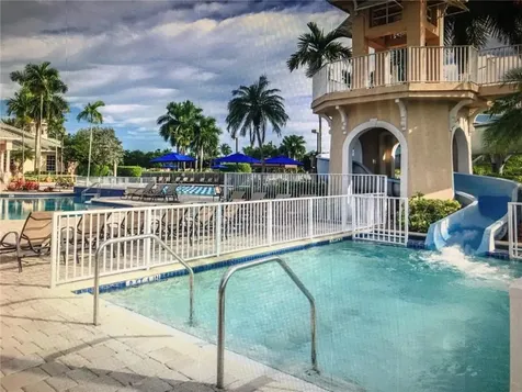 1118 Chinaberry Drive Weston FL 33327