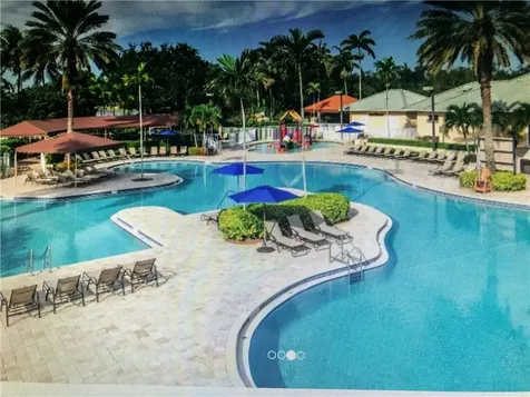 1118 Chinaberry Drive Weston FL 33327