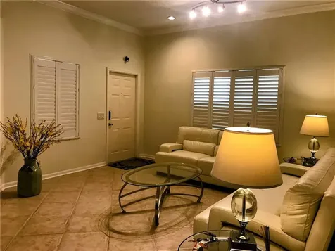 1118 Chinaberry Drive Weston FL 33327