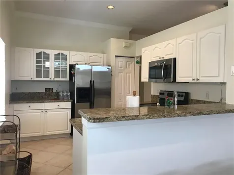 1118 Chinaberry Drive Weston FL 33327