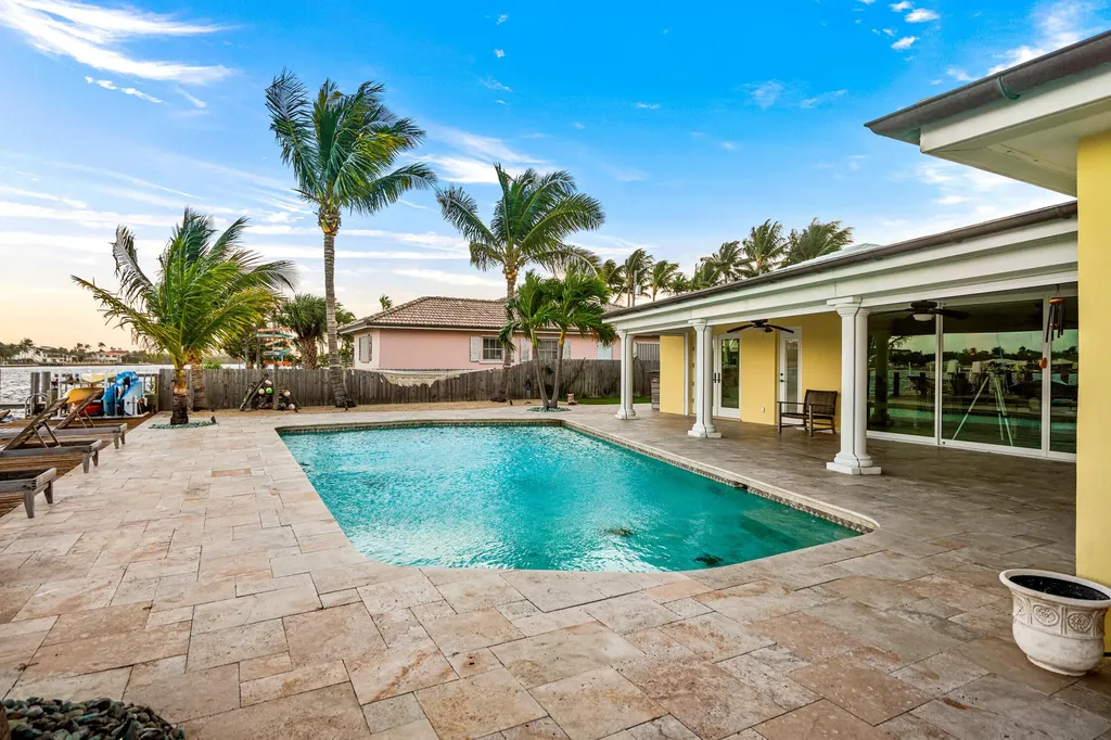 844 East Drive Boynton Beach FL 33435