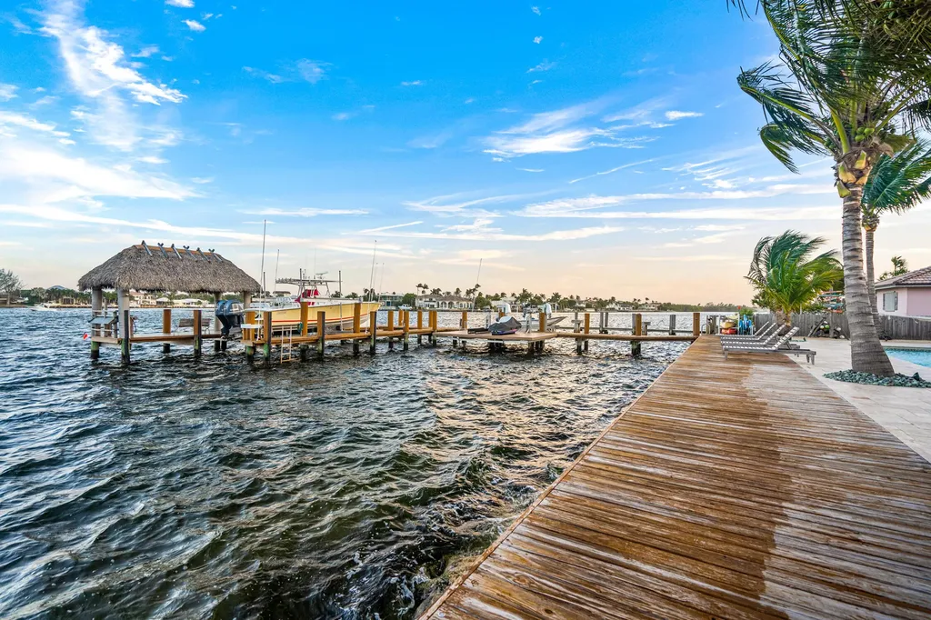 844 East Drive Boynton Beach FL 33435