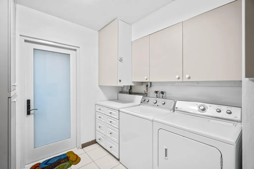 844 East Drive Boynton Beach FL 33435