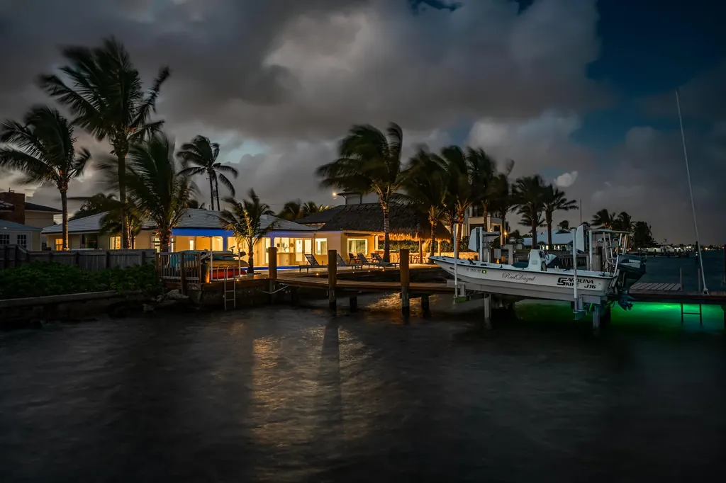 844 East Drive Boynton Beach FL 33435