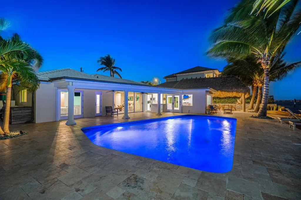 844 East Drive Boynton Beach FL 33435