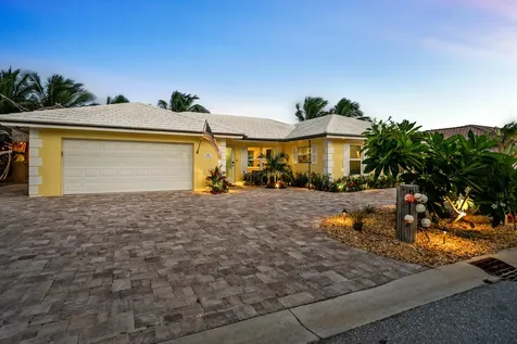 844 East Drive Boynton Beach FL 33435