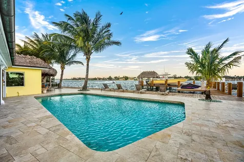 844 East Drive Boynton Beach FL 33435
