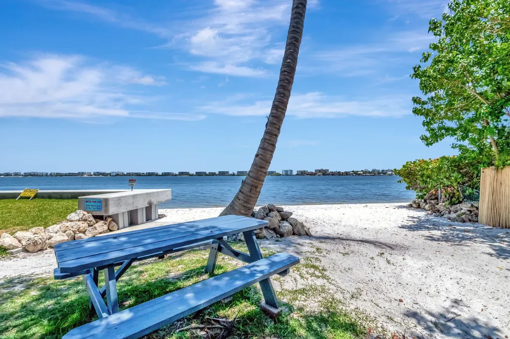 1502 S Lakeside Drive Lake Worth Beach FL 33460