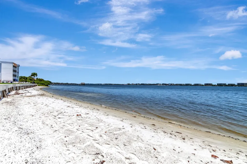 1502 S Lakeside Drive Lake Worth Beach FL 33460