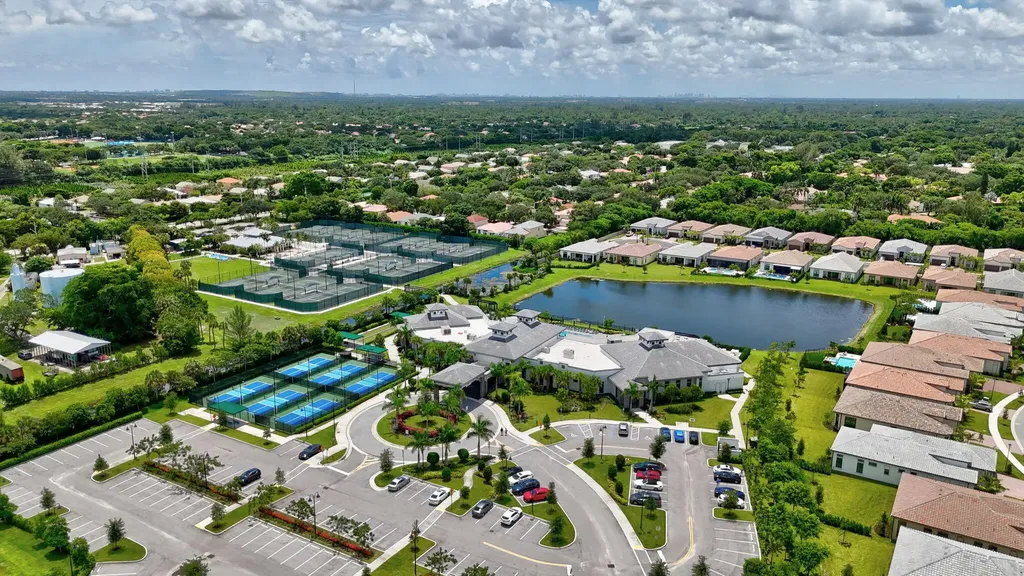 8427 W Blue Spring Drive Parkland FL 33067
