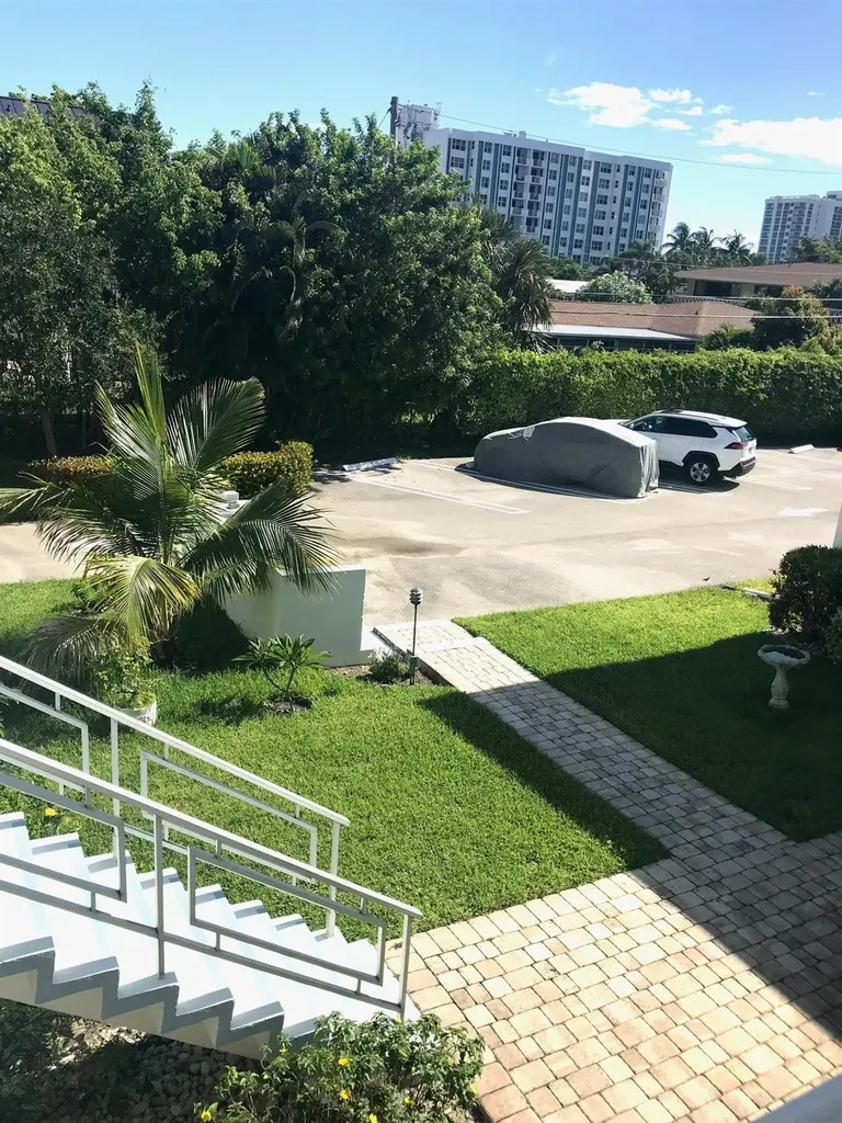 3201 SE 12th Street Pompano Beach FL 33062