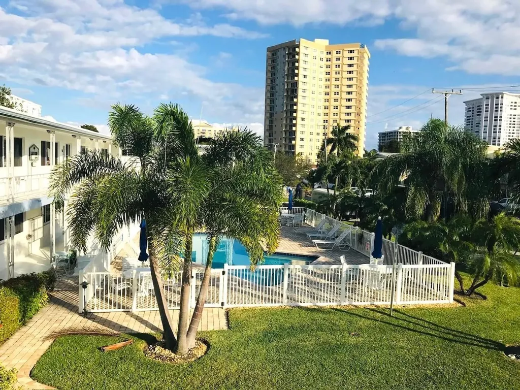 3201 SE 12th Street Pompano Beach FL 33062