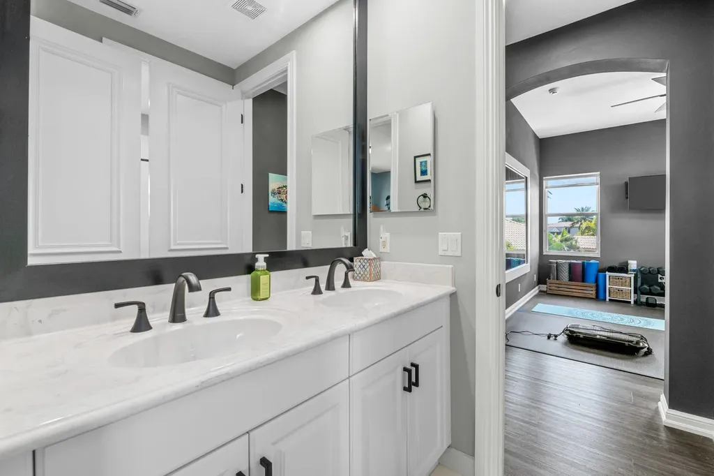 11560 S Sea Court Wellington FL 33449