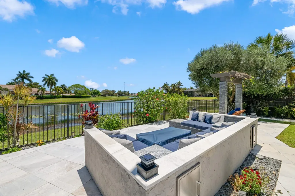 11560 S Sea Court Wellington FL 33449