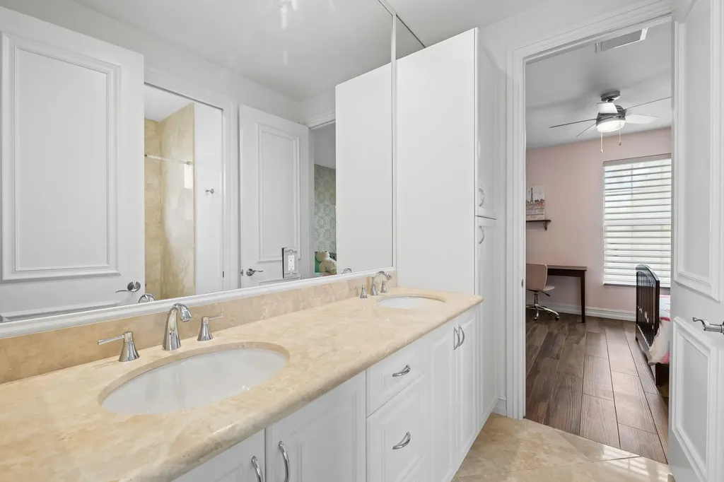 10241 Key Plum Street Plantation FL 33324