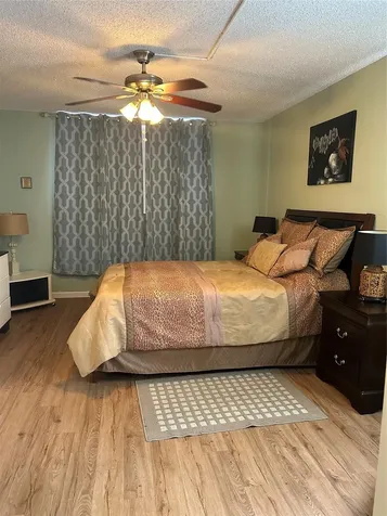 2860 Somerset Drive Lauderdale Lakes FL 33311
