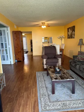 2860 Somerset Drive Lauderdale Lakes FL 33311