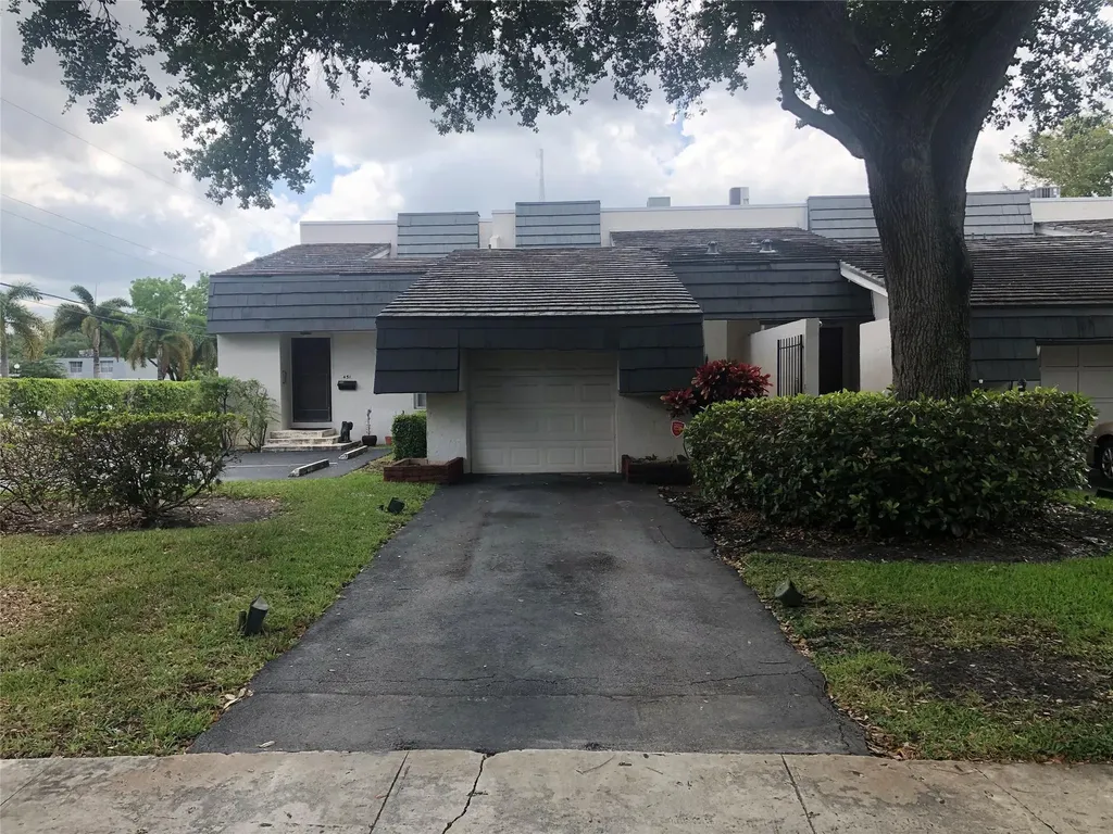 455 NW 68th Avenue Plantation FL 33317
