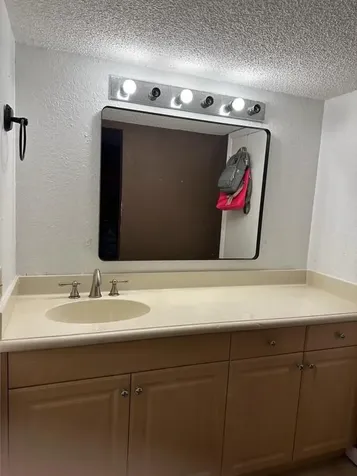 455 NW 68th Avenue Plantation FL 33317