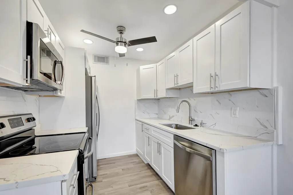 4015 Cornwall A Boca Raton FL 33434
