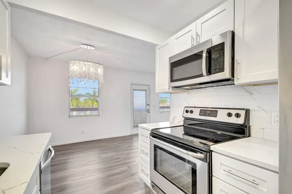 4015 Cornwall A Boca Raton FL 33434