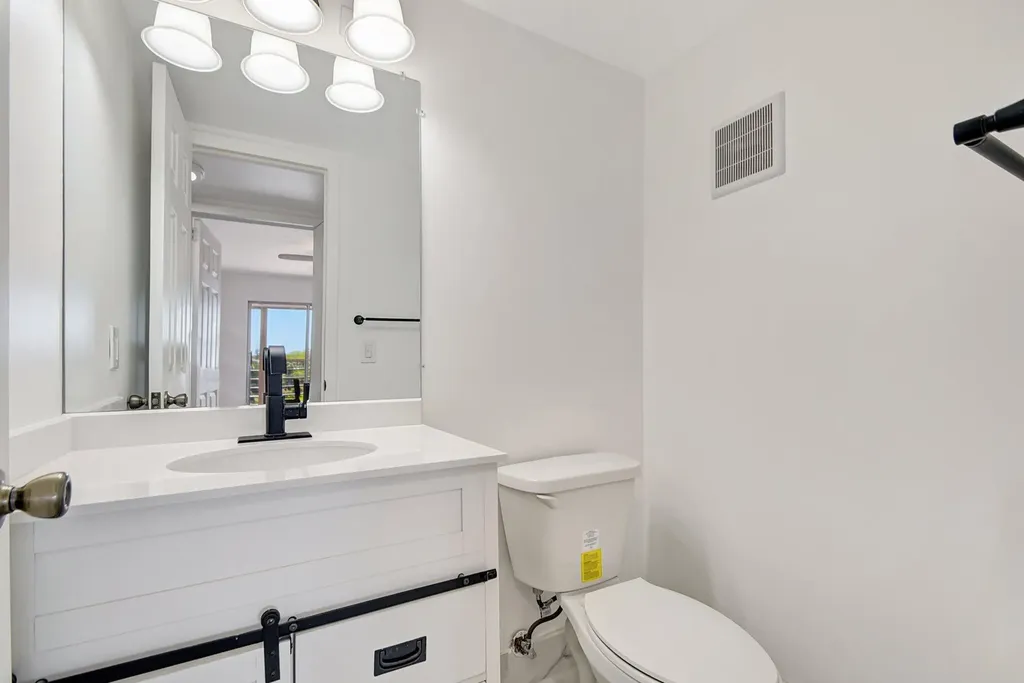 4015 Cornwall A Boca Raton FL 33434