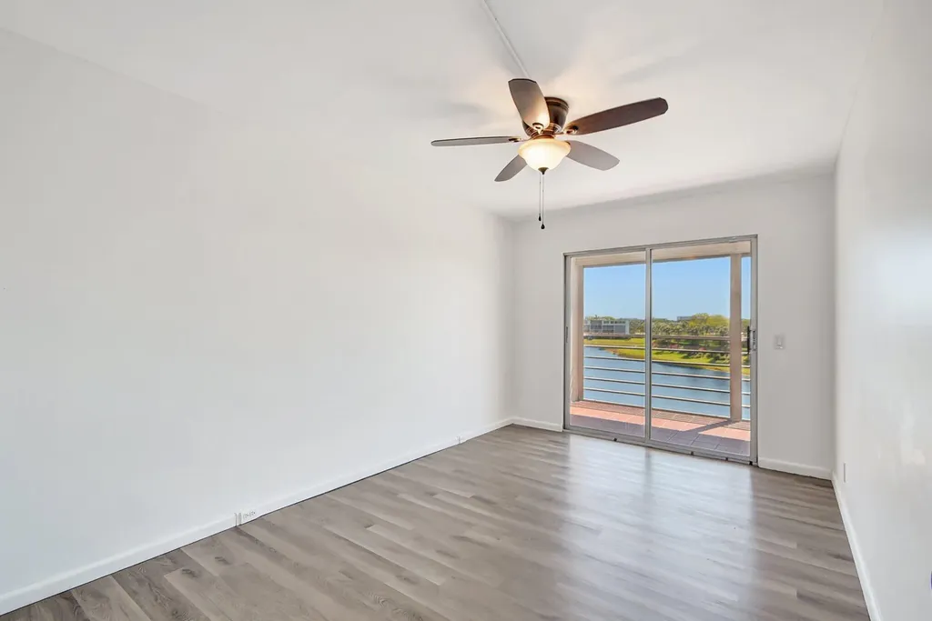 4015 Cornwall A Boca Raton FL 33434