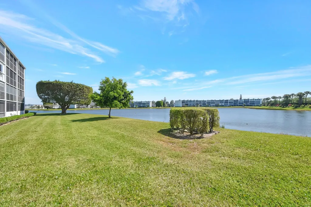 4015 Cornwall A Boca Raton FL 33434