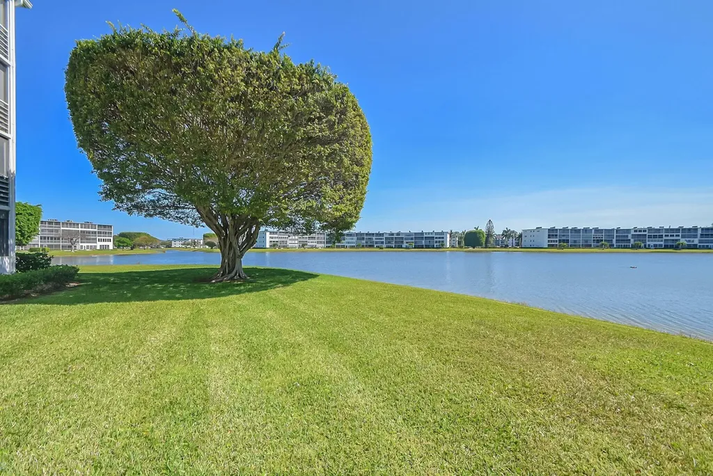 4015 Cornwall A Boca Raton FL 33434