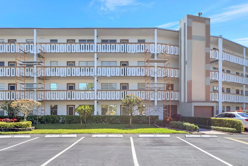 4015 Cornwall A Boca Raton FL 33434