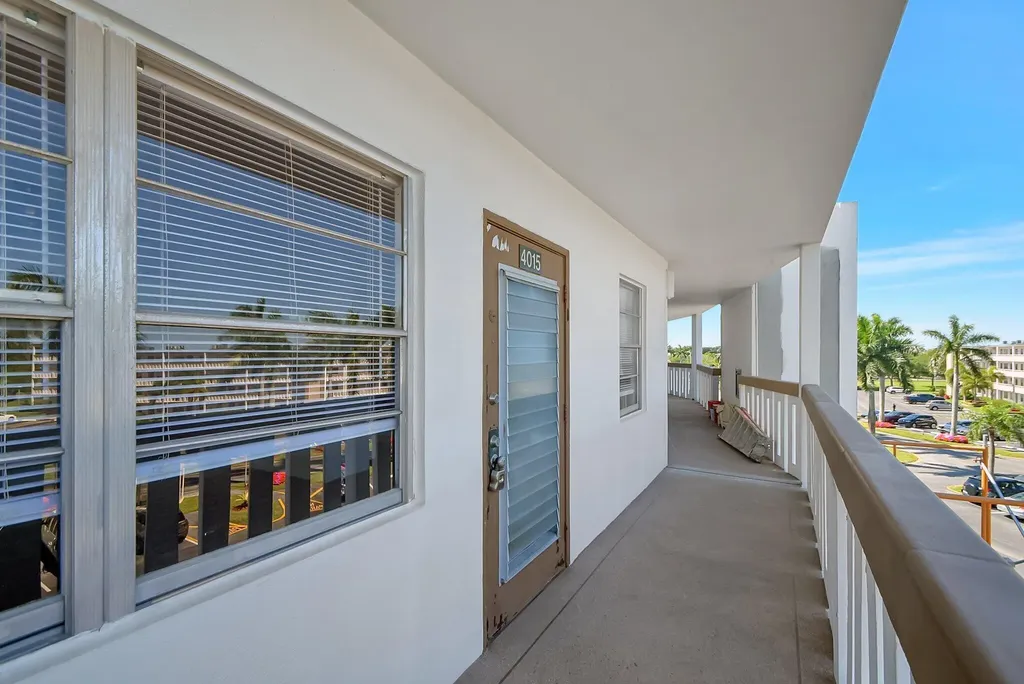 4015 Cornwall A Boca Raton FL 33434