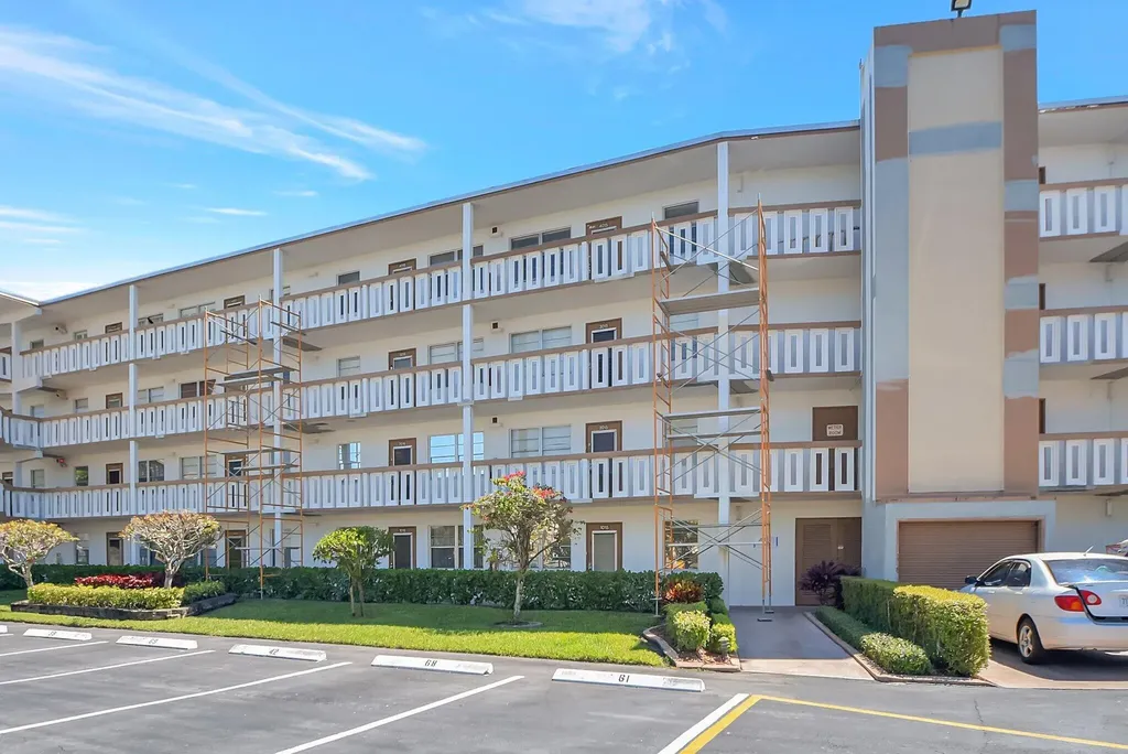 4015 Cornwall A Boca Raton FL 33434