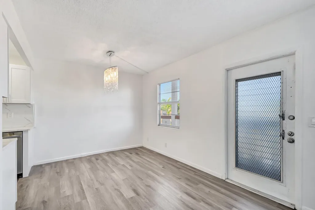 4015 Cornwall A Boca Raton FL 33434
