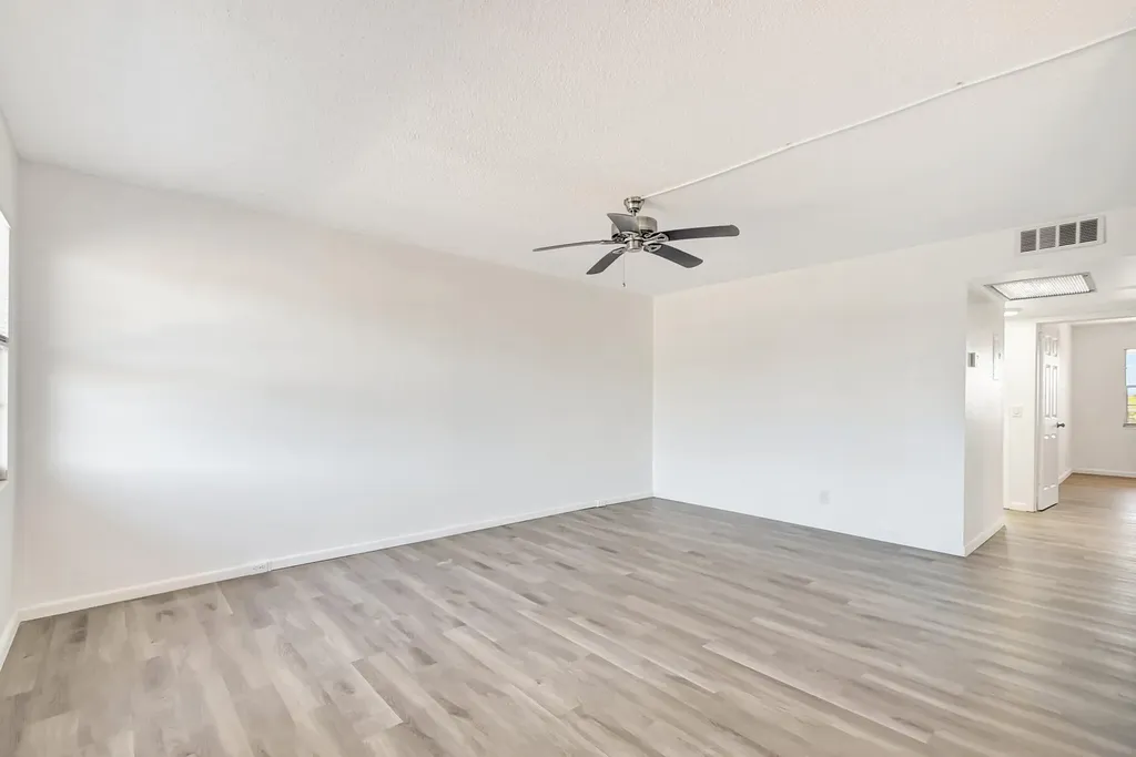 4015 Cornwall A Boca Raton FL 33434