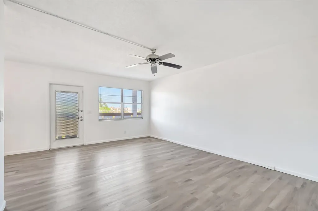 4015 Cornwall A Boca Raton FL 33434