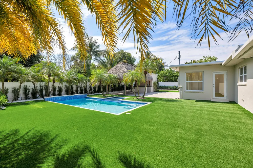 7320 Clarke Road West Palm Beach FL 33406