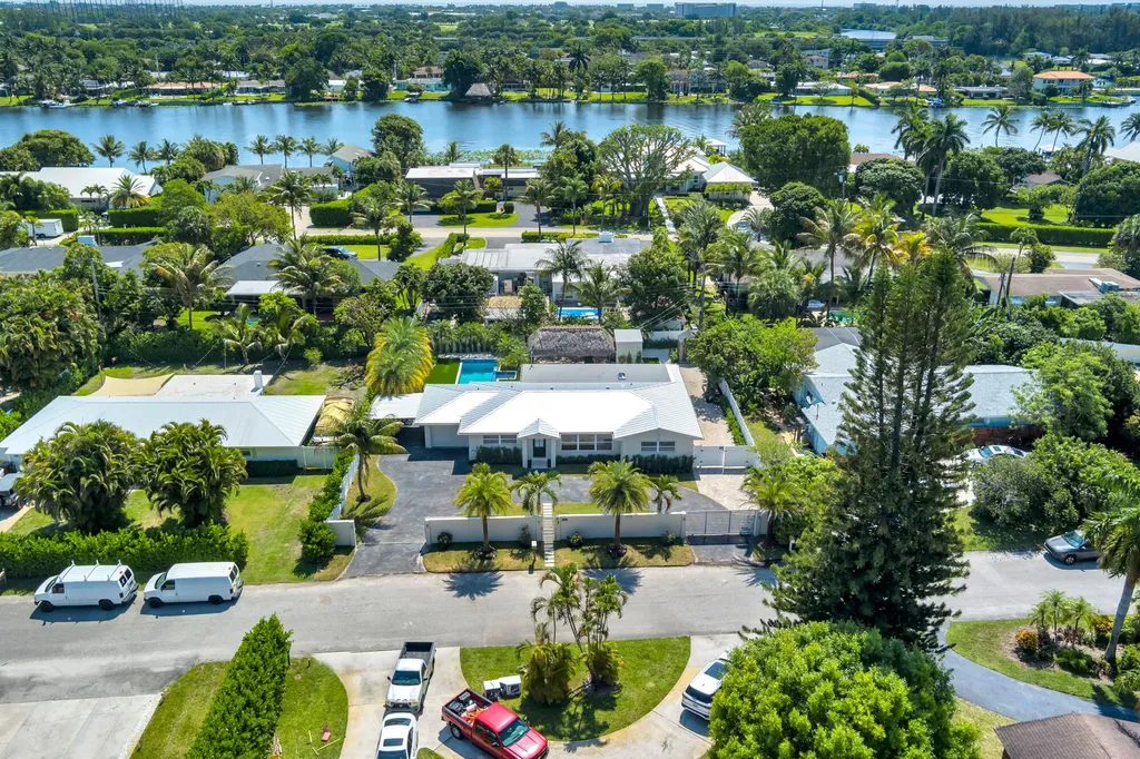 7320 Clarke Road West Palm Beach FL 33406