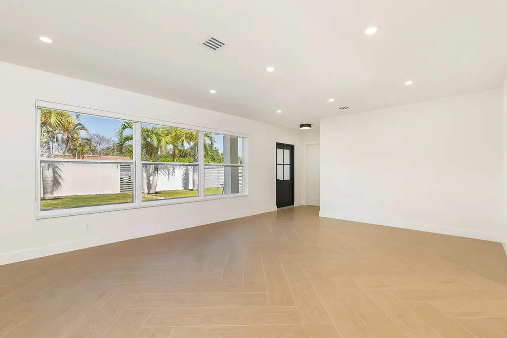 7320 Clarke Road West Palm Beach FL 33406