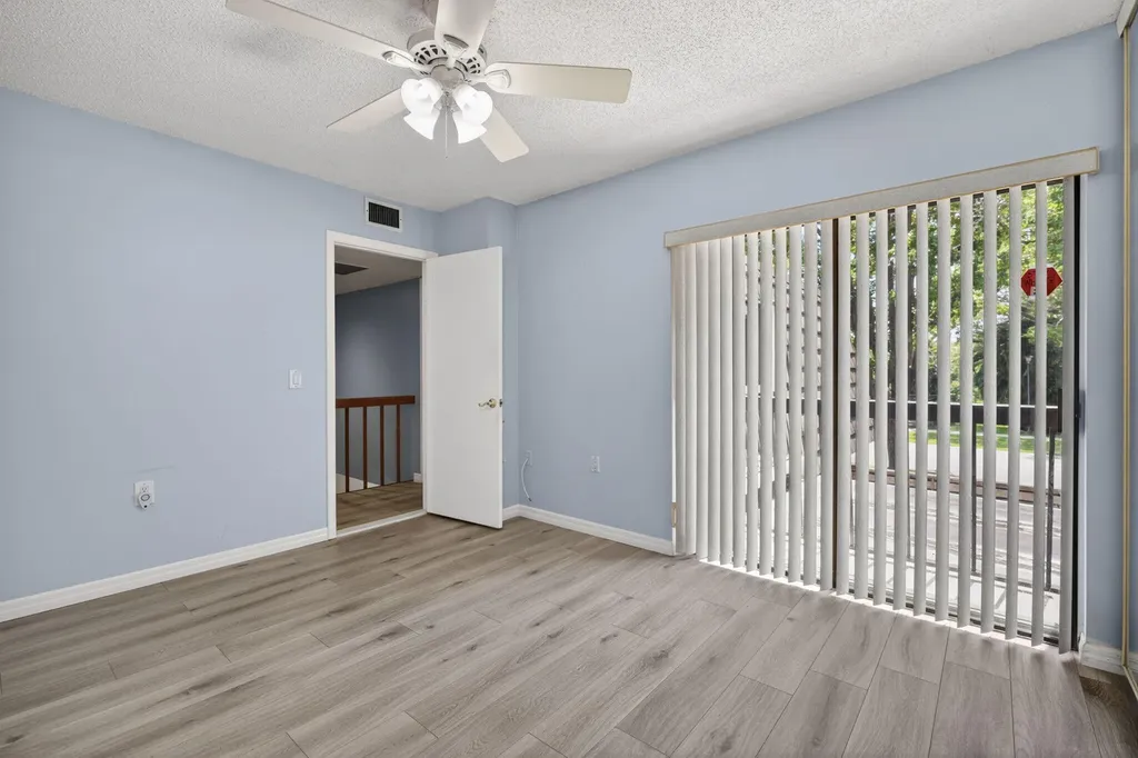 527 5th Terrace Palm Beach Gardens FL 33418