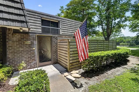 527 5th Terrace Palm Beach Gardens FL 33418