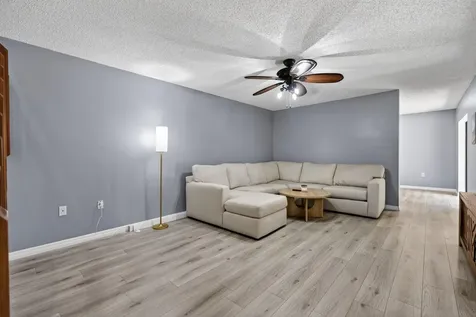 527 5th Terrace Palm Beach Gardens FL 33418