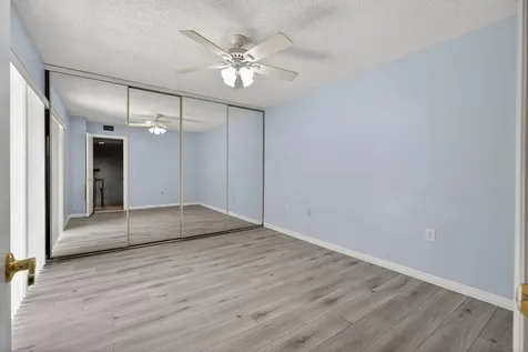 527 5th Terrace Palm Beach Gardens FL 33418