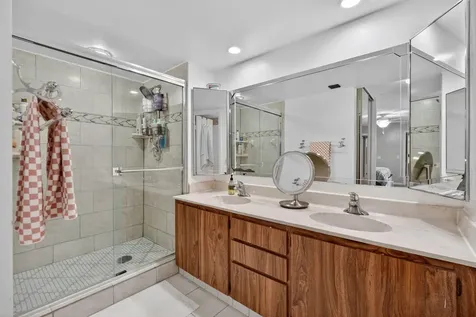 527 5th Terrace Palm Beach Gardens FL 33418