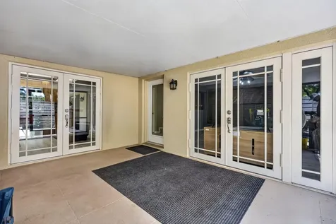 527 5th Terrace Palm Beach Gardens FL 33418
