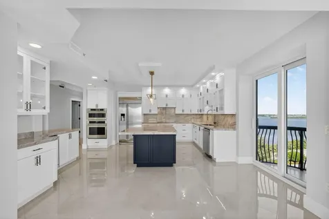 5150 N Ocean Drive Singer Island FL 33404